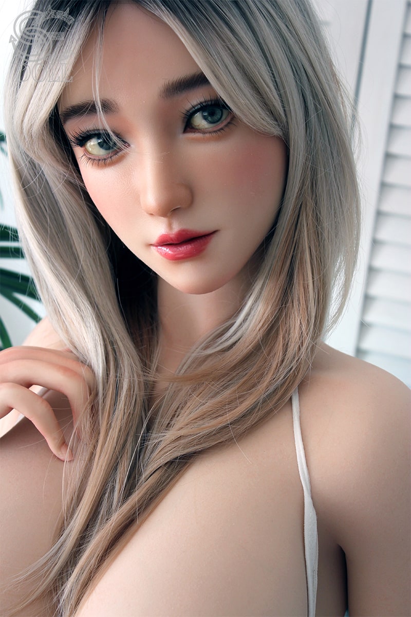 Anivia: Miami Babe Sex Doll