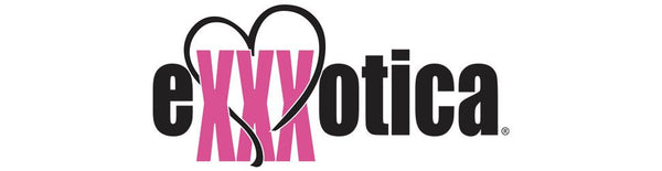 11 월 2017의 EXXXOTICA Expo에서 실리콘 아내들