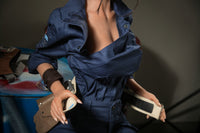 Ren: muñeca sexual de piloto de combate