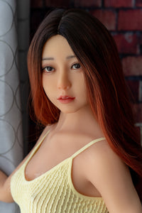 Yume: pequeña muñeca sexual japonesa