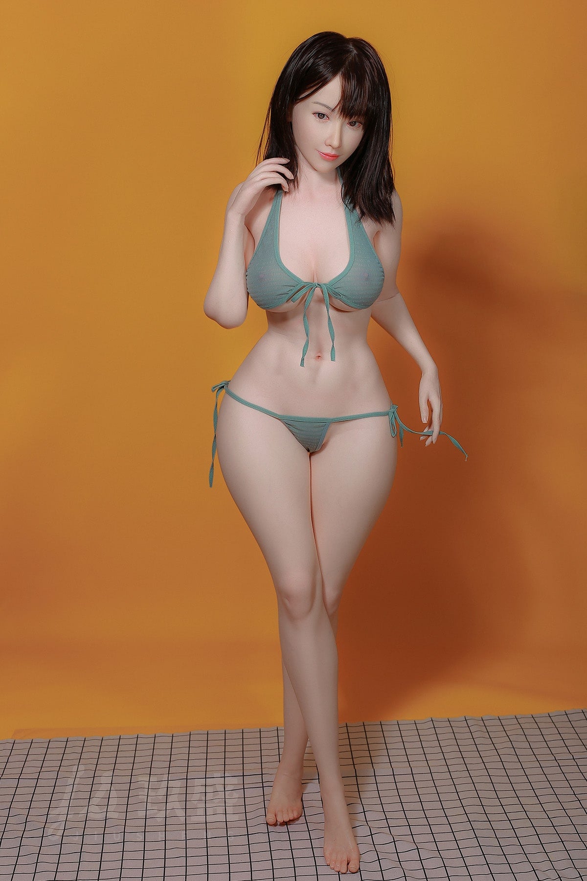 Layne: muñeca sexual para el día de la playa