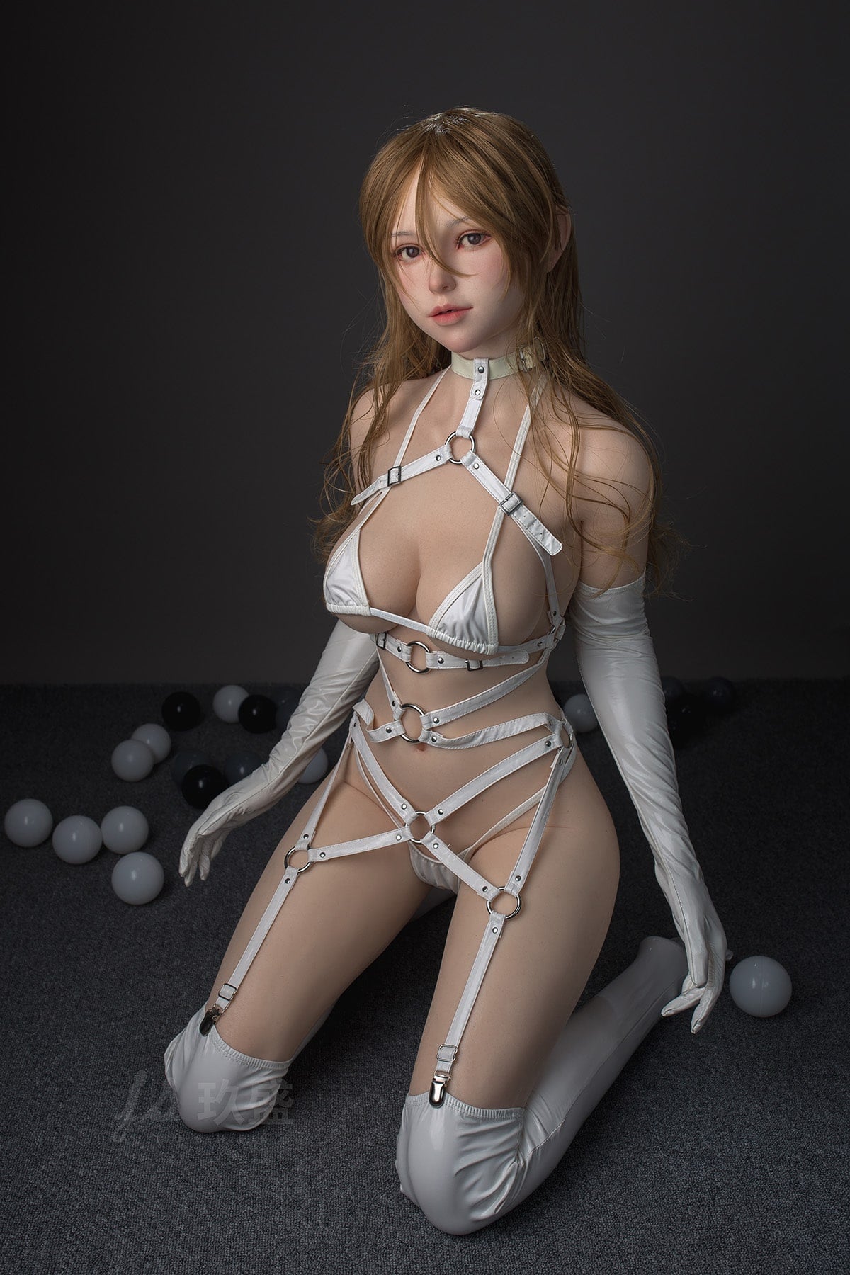 Clara: muñeca sexual nodriza
