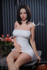 Lin: muñeca sexual de belleza tailandesa