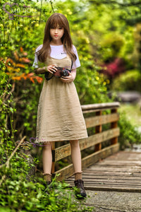 Angela: Nature Photographer Sex Doll