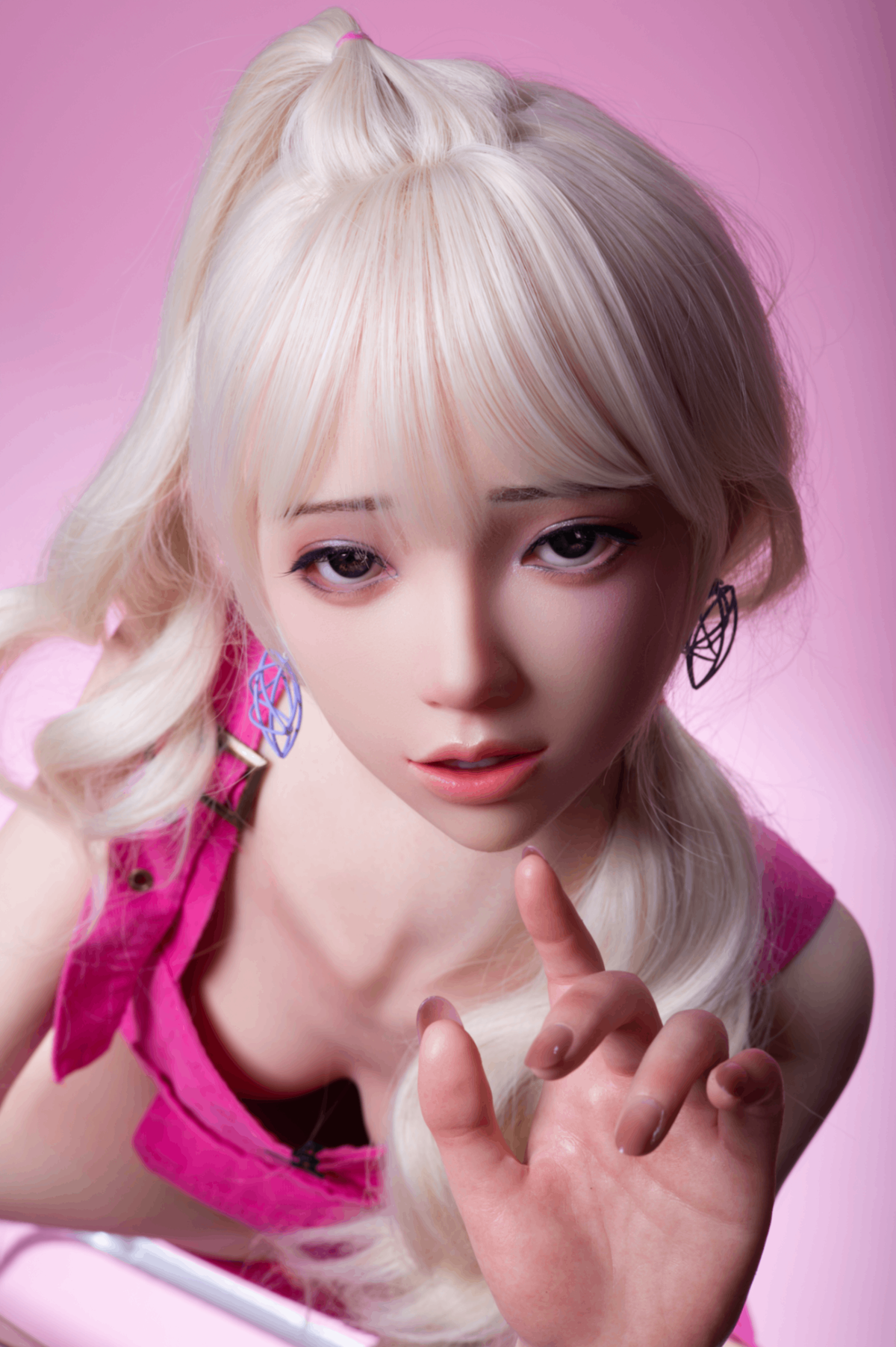Evanthe: Artistic Teen Sex Doll