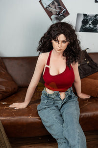 Vivi: muñeca sexual rockstar groupie