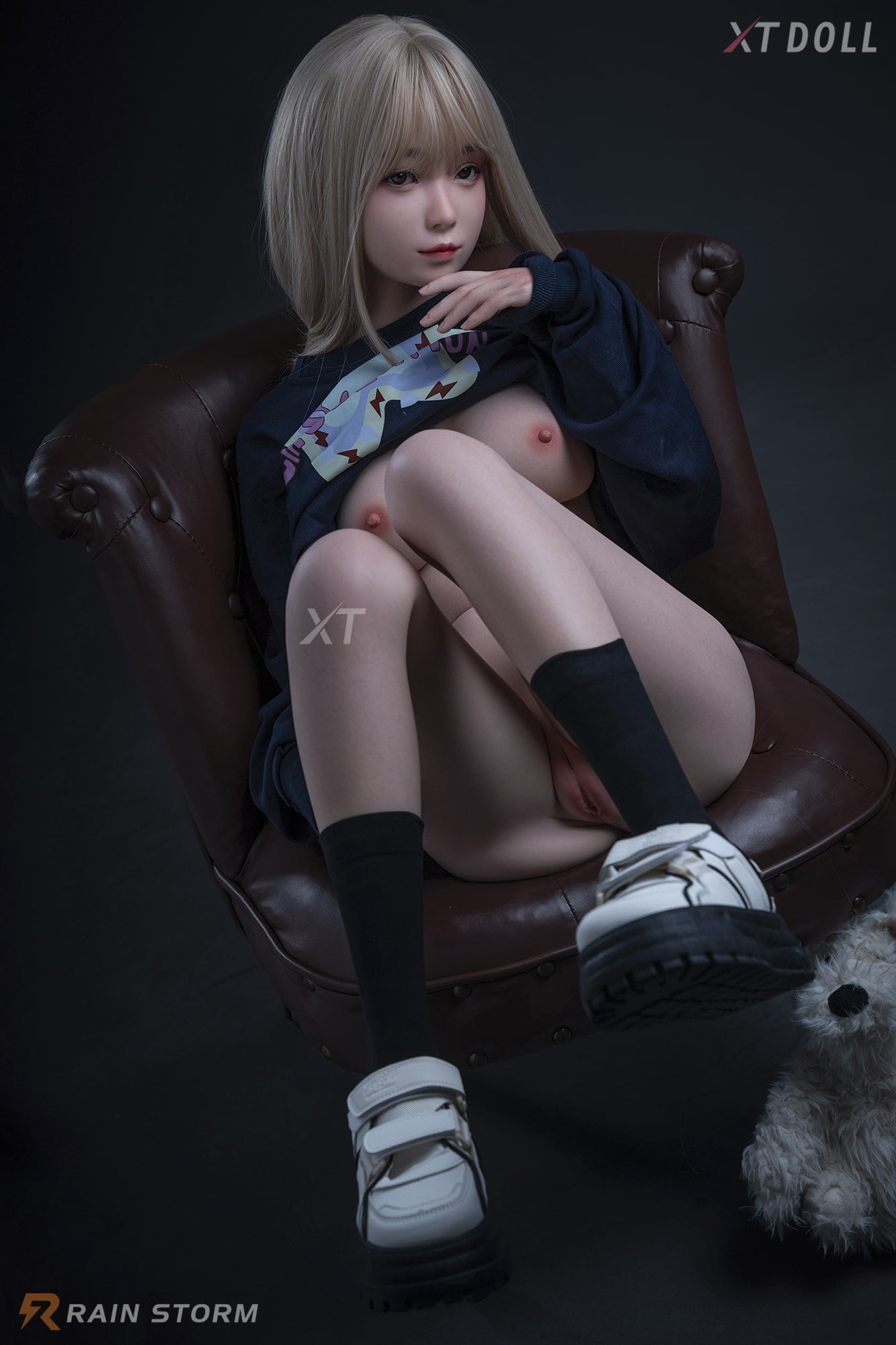 Suzi: Cute Petite Asian Sex Doll