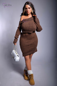 Zuri: Curvy Rich Girl Sex Doll