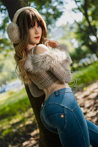Clarissa: muñeca sexual para cita de picnic