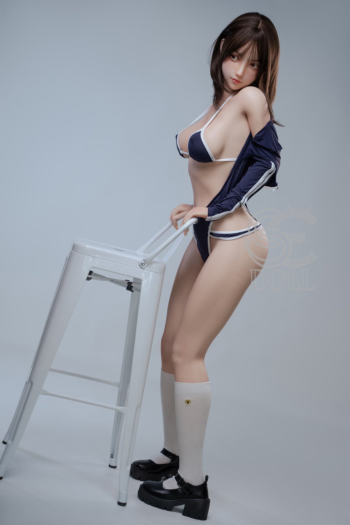 Лолли: секс-кукла Swim Team Crush
