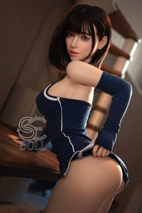 Juju: linda muñeca sexual en traje de baño