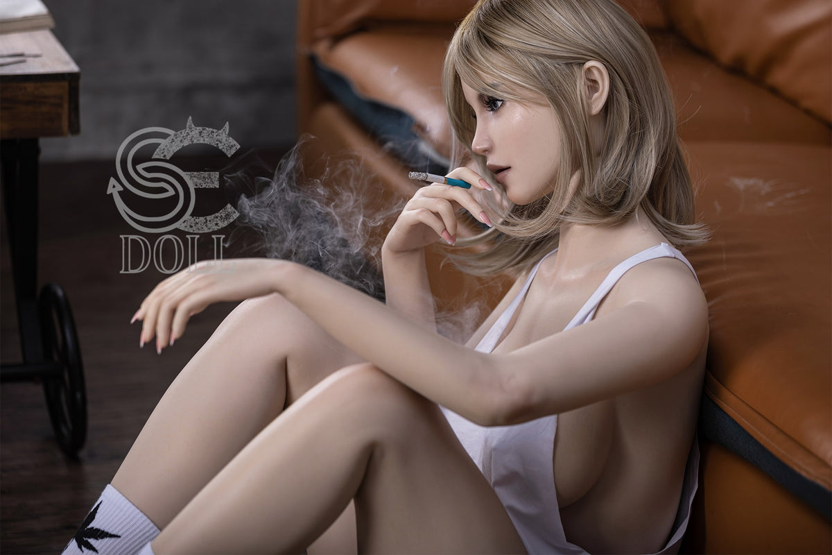 Juniper: Hipster Loft Sex Doll