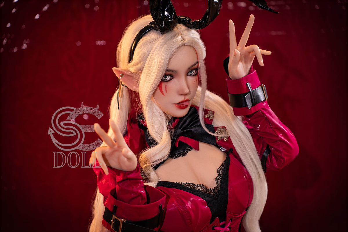 Aryana: Sexy Blood Elf Sex Doll