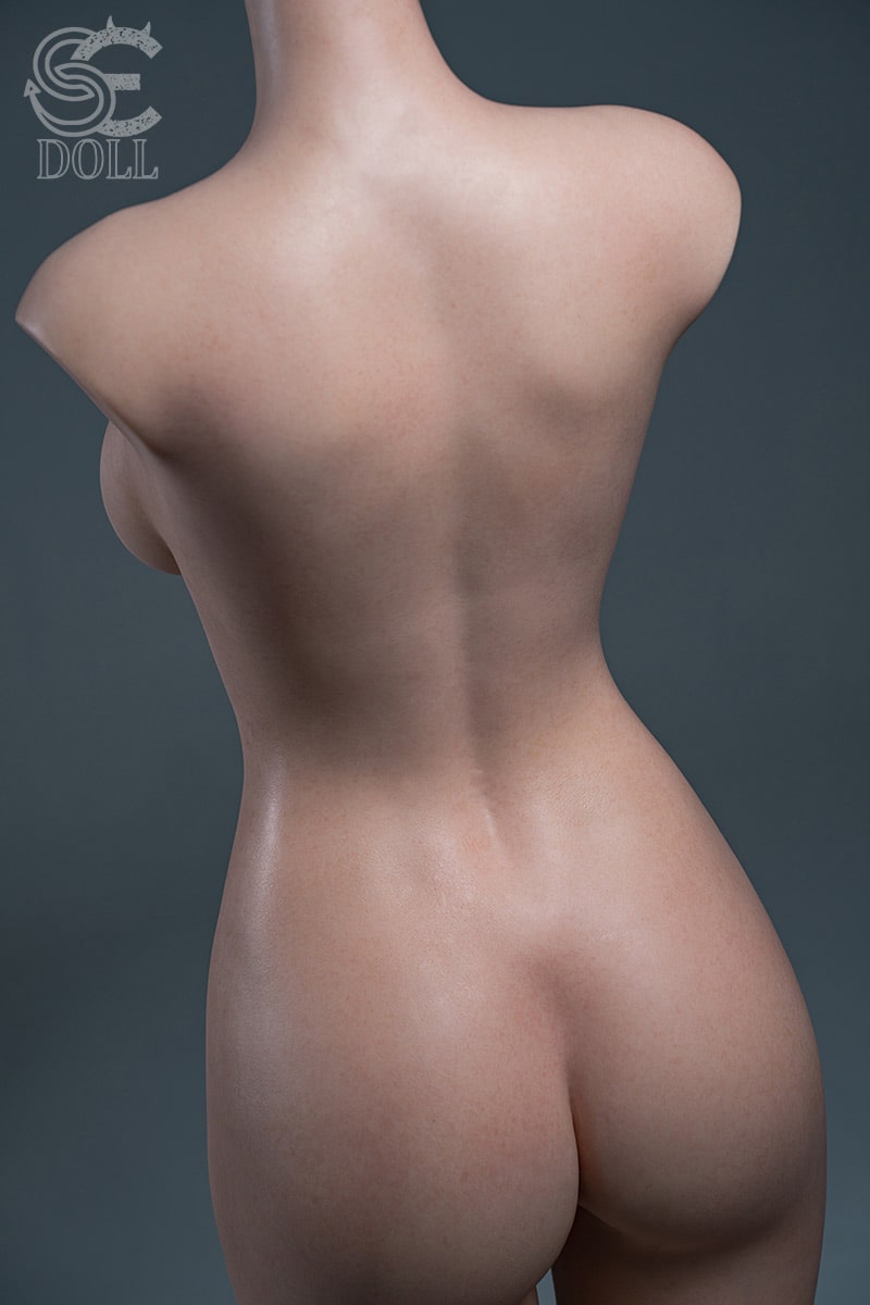 Zoe Ellis: Silicone Sex Doll Torso