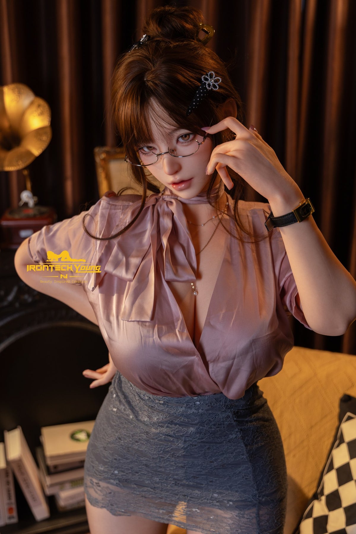 Sia: Graceful Secretary Sex Doll