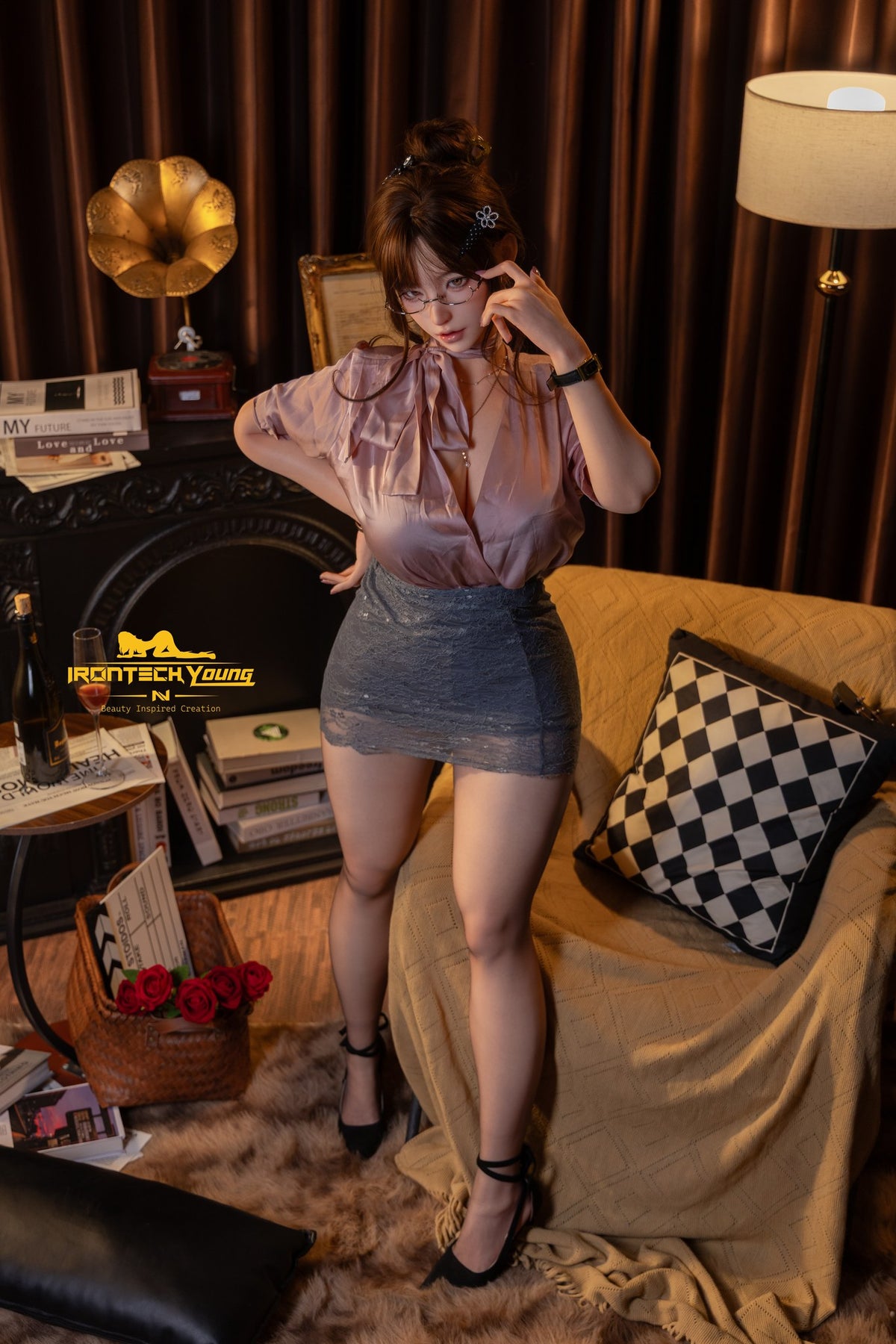 Sia: Graceful Secretary Sex Doll