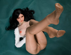 Jade: muñeca de sexo coreana de silicona