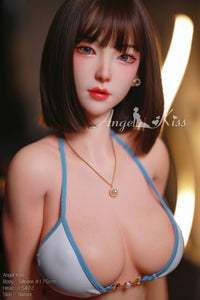 송곳니 : 중국 스파이 섹스 인형