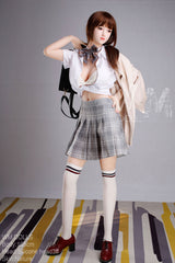 Yoko: muñeca de sexo de colegiala japonesa