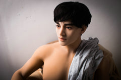 Nick: Muñeca asiática del sexo masculino